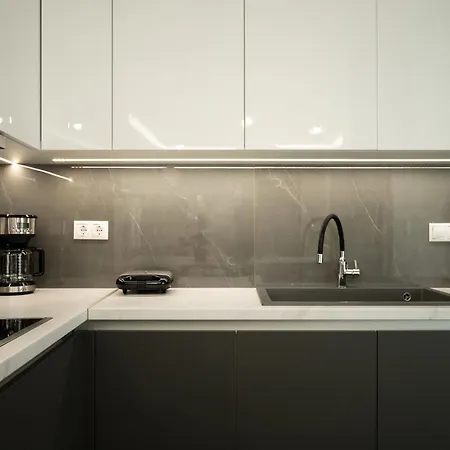 L' Horizon Luxury Living By 8essentially * Heraklion (Crete)